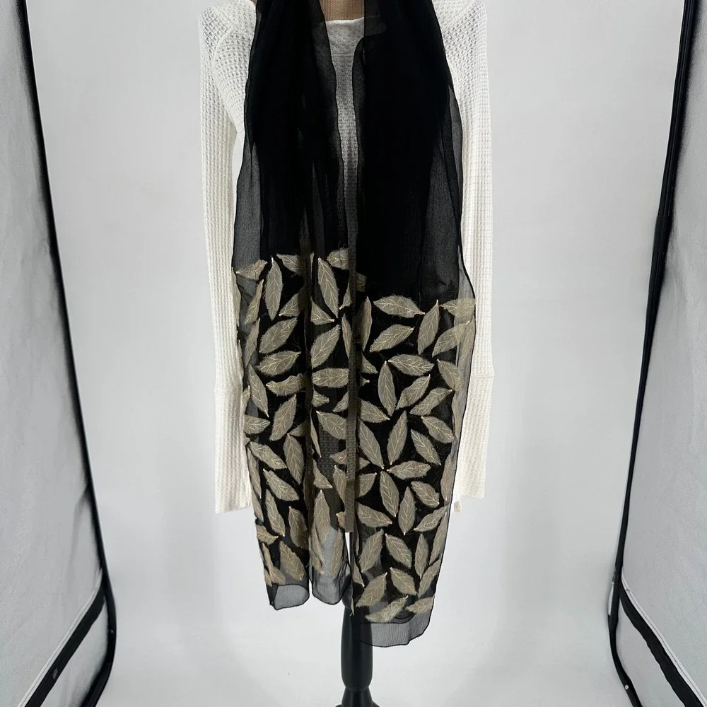 Shawlsmith London department women